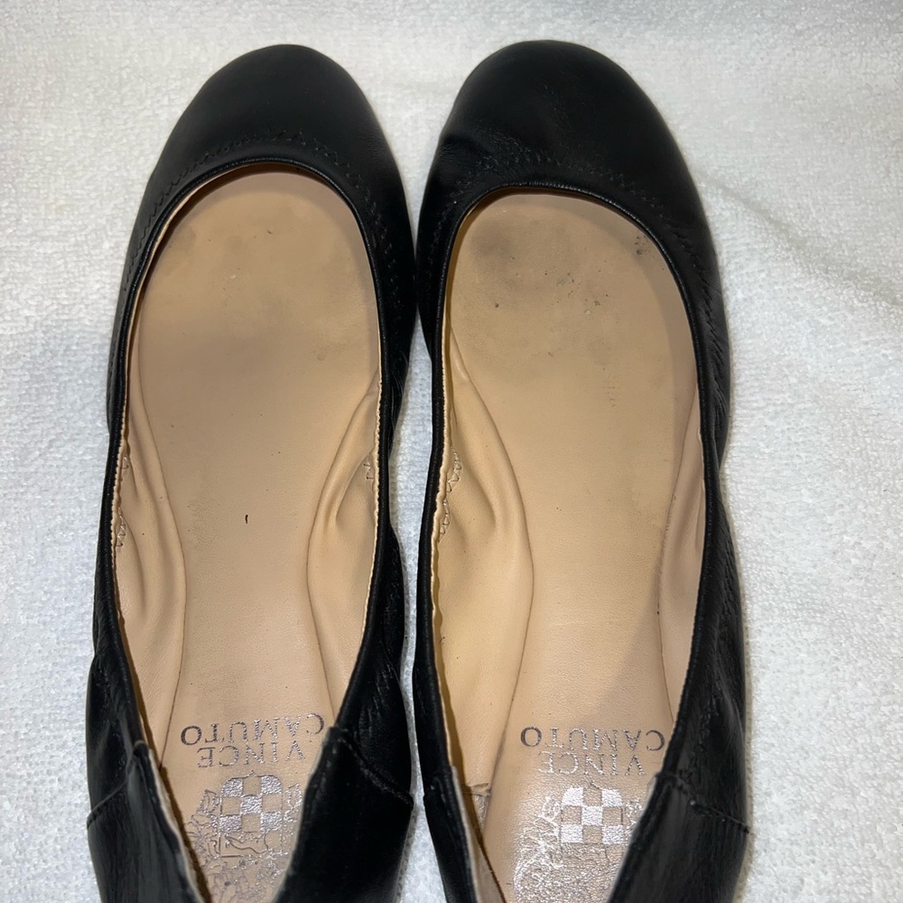 Vince Camuto black ballet flats 8